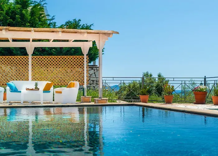 Emma Sivota (Lefkada)